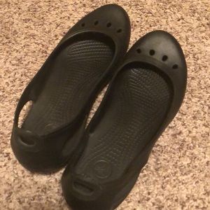 Black crocs